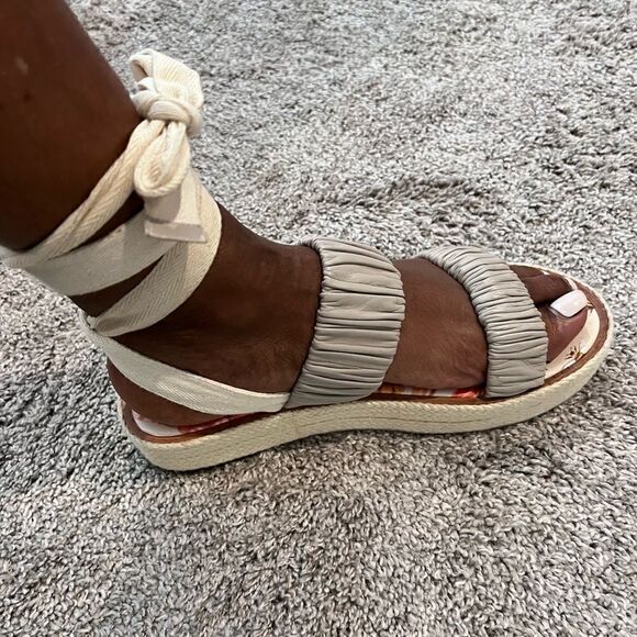 Women’s Goddess Sandals - Picture 4 of 7